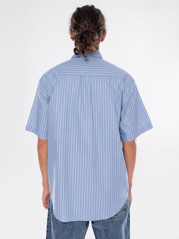 Fit confort Chemise 'S/S KEENE SHIRT KEENE STRIPE CURAÇAO' Carhartt WIP en bleu