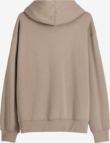 Bershka Sweatshirt in Beige