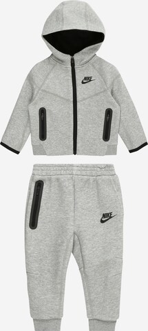 Nike Sportswear Jogging ruhák 'TECH FLEECE' - szürke: elől