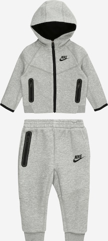 Survêtement 'TECH FLEECE' Nike Sportswear en gris : devant