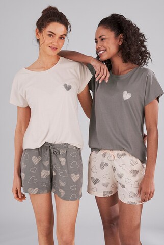 VIVANCE by LASCANA - Pijama 'Dreams' en beige: frente