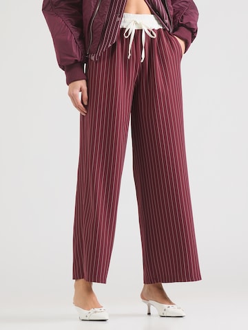 Hailys - Perna larga Calças 'Cl44eona' em vermelho: frente