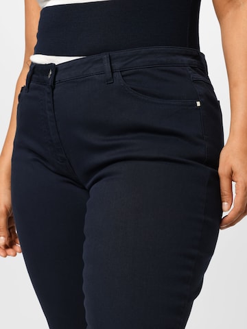 Nasty Gal Plus Regular Jeans in Schwarz