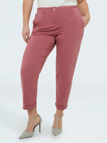 Regular Pantalon Fiorella Rubino en rose