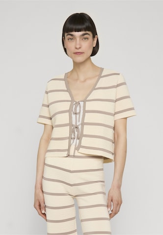 Estelou - Casaco de malha em bege: frente