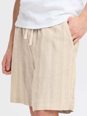 !Solid - regular Pantalón chino 'SDLiam' en verde