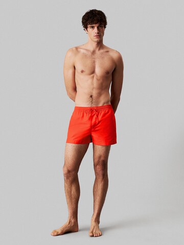 Calvin Klein Swimwear Zwemshorts in Rood