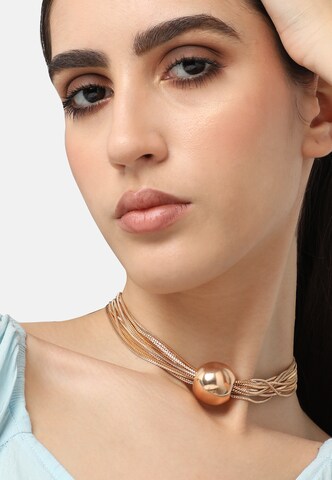 SOHI Necklace in Gold: front