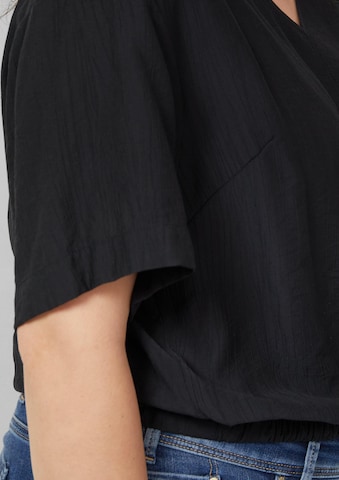 s.Oliver Bluse in Schwarz
