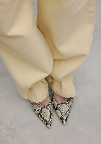 SACHA Slingpumps in Beige