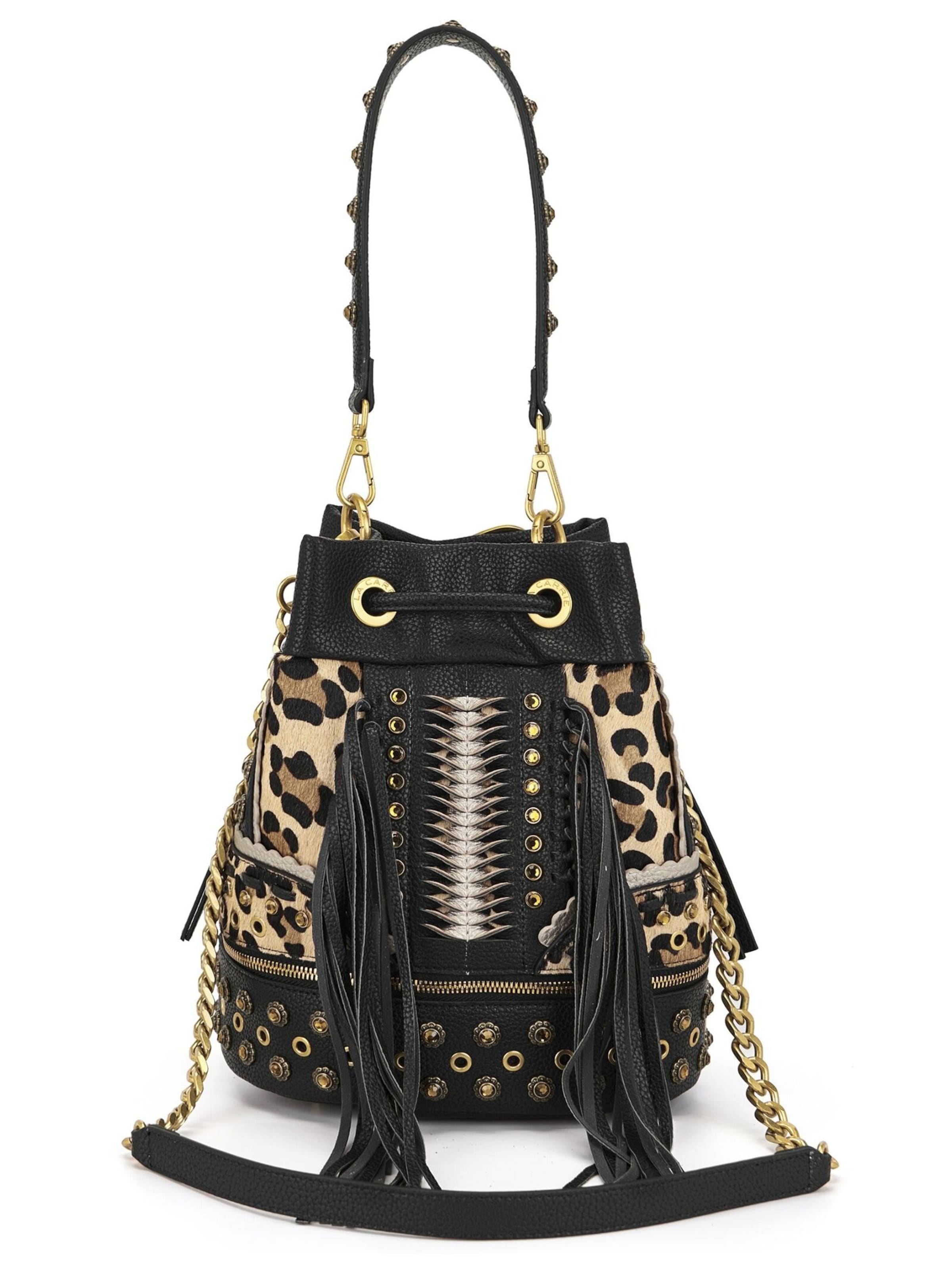 La Carrie Pouch in Black