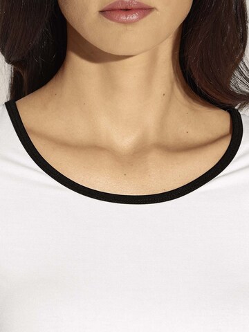 T-shirt MADELEINE en blanc