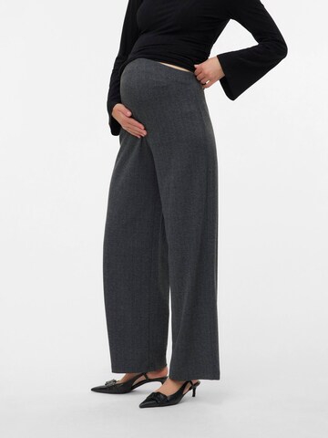 regular Pantaloni di Vero Moda Maternity in nero: frontale