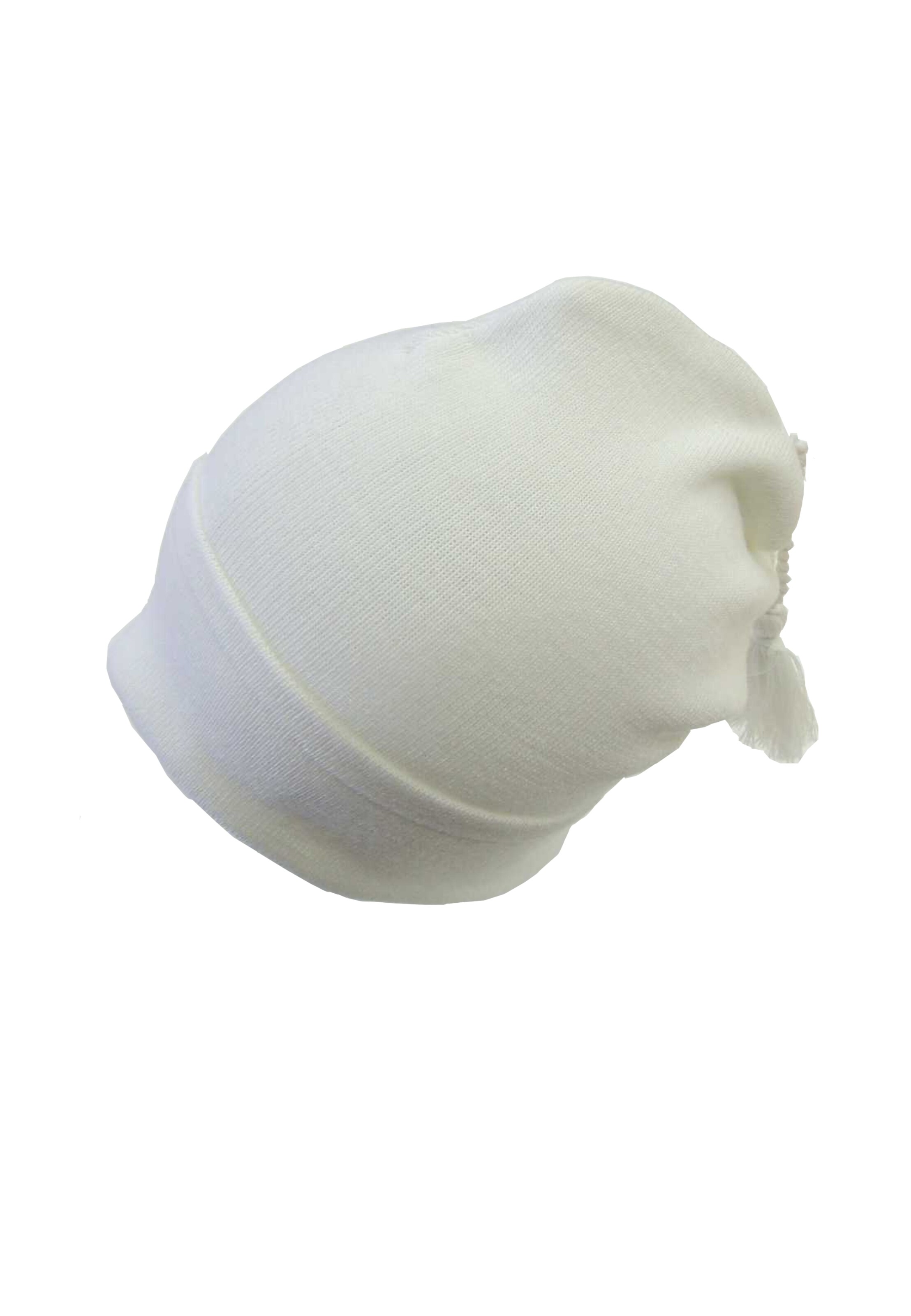 Chaplino Beanie in White: front