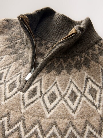 Next Pullover in Braun