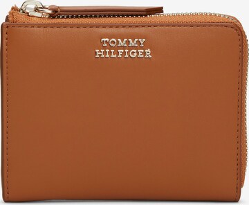 TOMMY HILFIGER Portemonnee in Bruin: voorkant