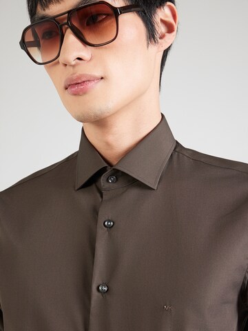 ruda Michael Kors Priglundantis modelis Marškiniai