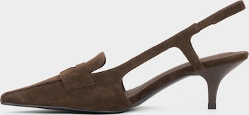 Estro Slingpumps '2547-1100' in Bruin: voorkant