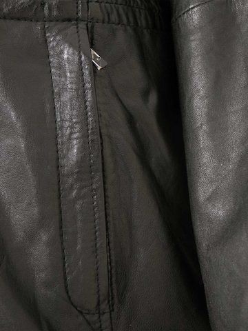 Jilani Between-Season Jacket 'Camelia' in Black