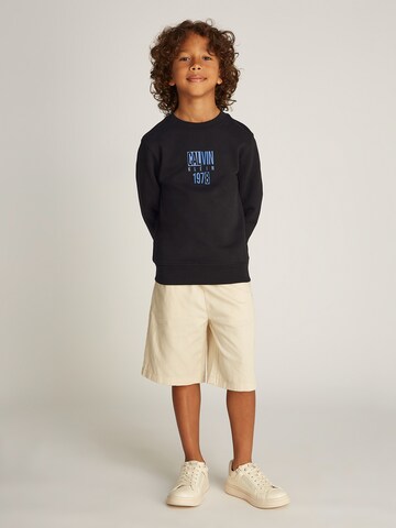Calvin Klein Jeans Sweatshirt in Zwart: voorkant