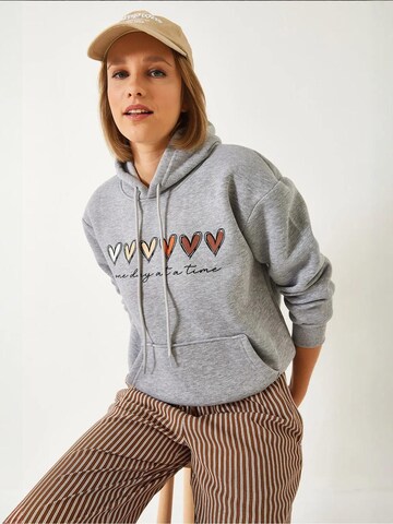 Felpa di Bianco Lucci in grigio