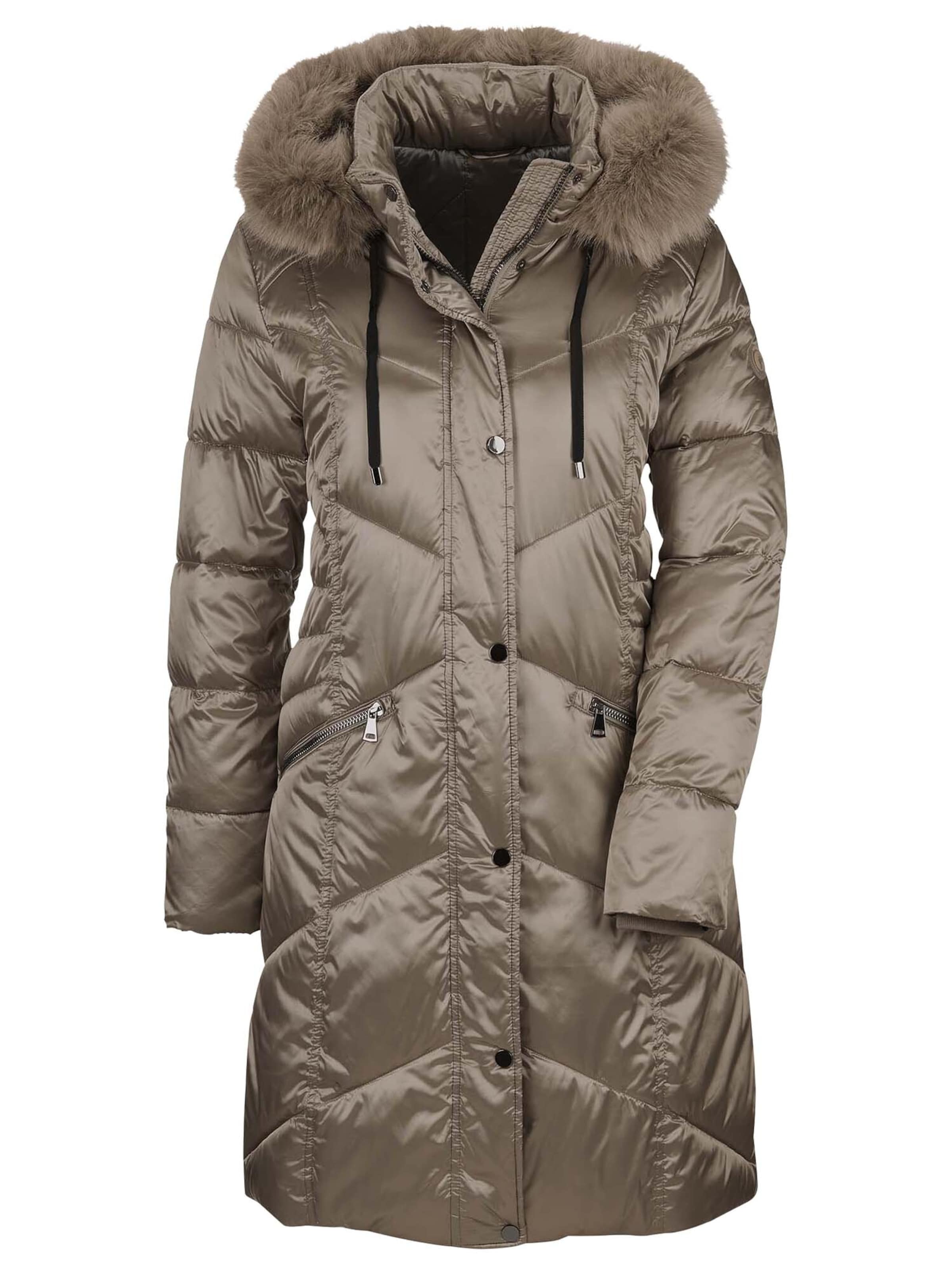 MADELEINE Winter jacket in Beige: front