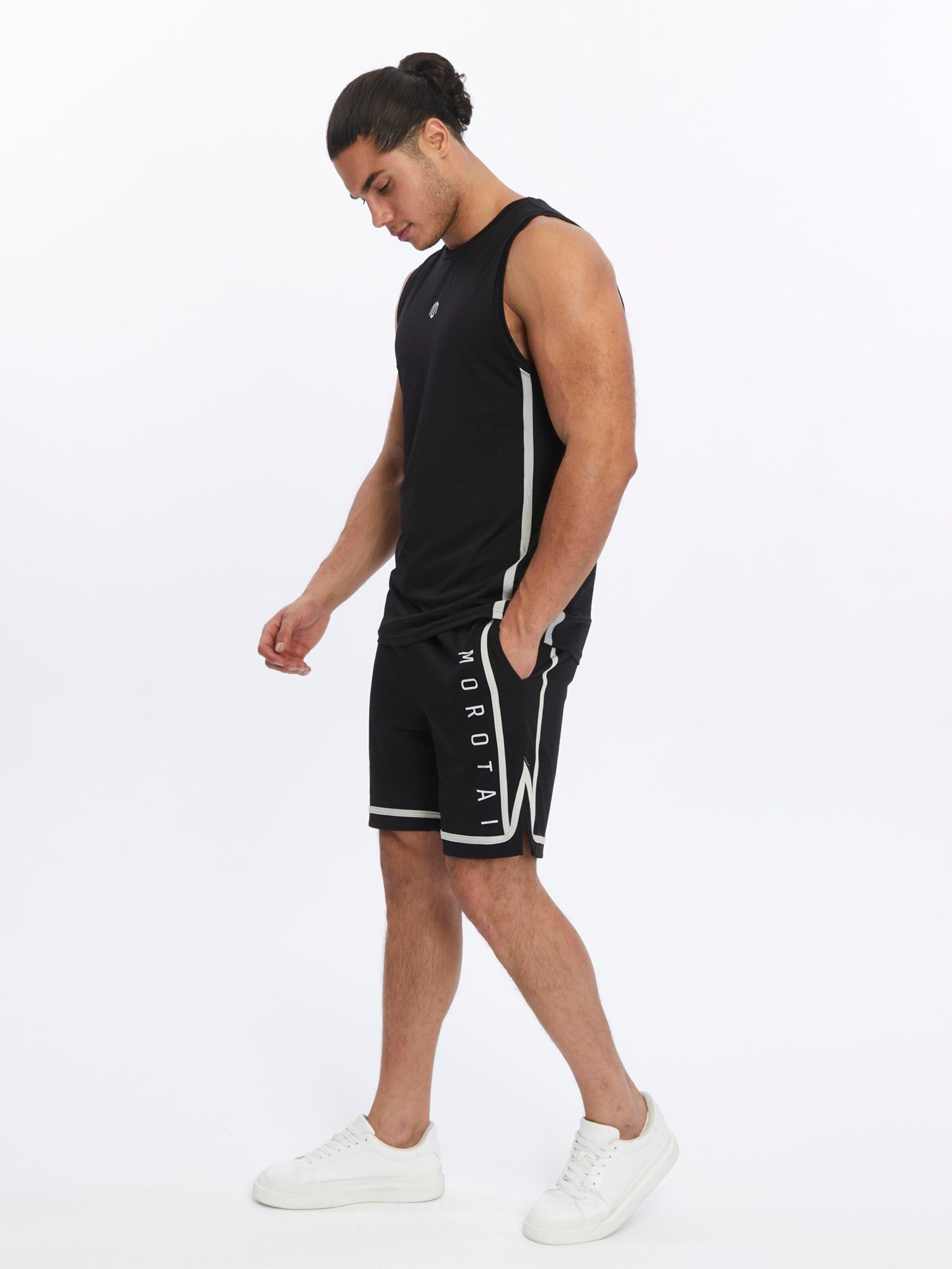 MOROTAI Funktionsshirt 'KANSEI CHROME'‌‌‌‌‌‌‌‌‌ in Schwarz: Vorderseite