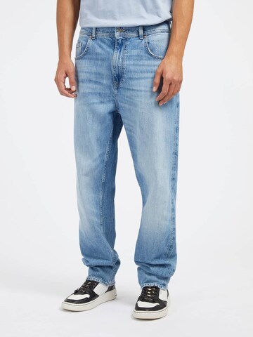 GUESS Regular Jeans in Blue: front