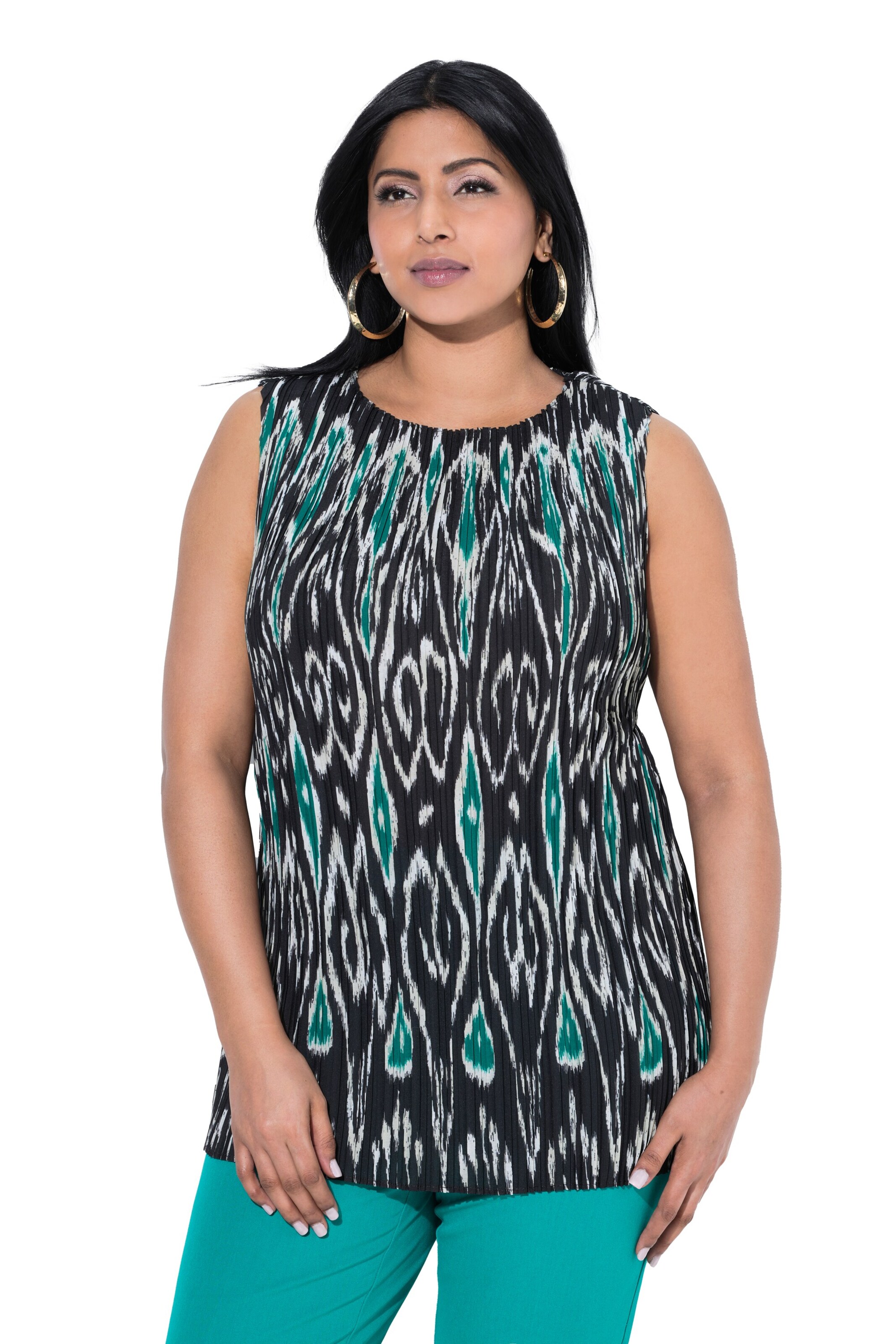 Haut Ulla Popken en noir : devant