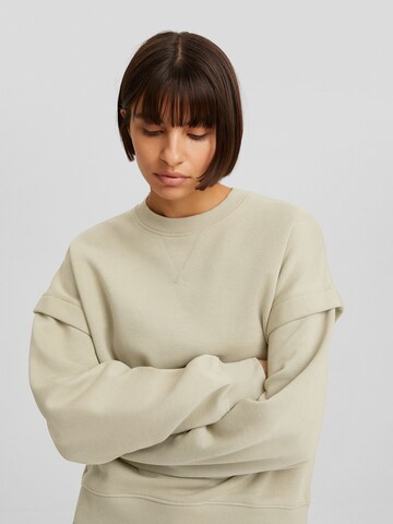 Bershka Sweatshirt in Beige