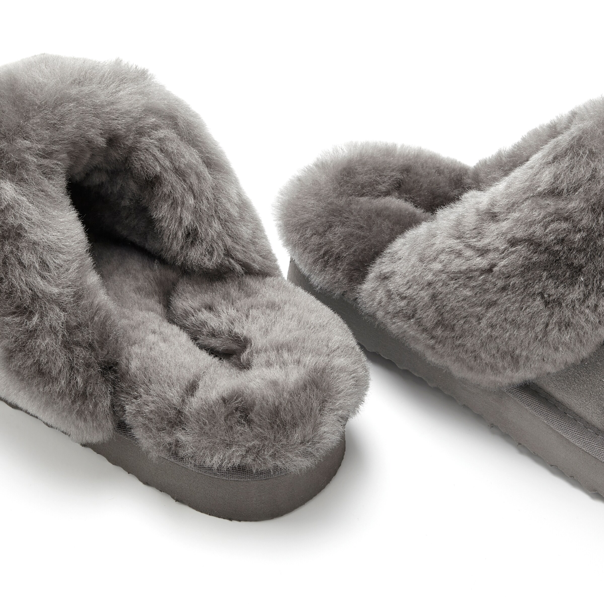 VIVANCE Slippers in Grey