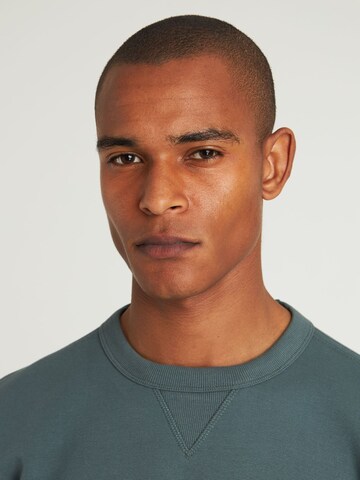 CHASIN' Sweatshirt 'Ryder' in Green