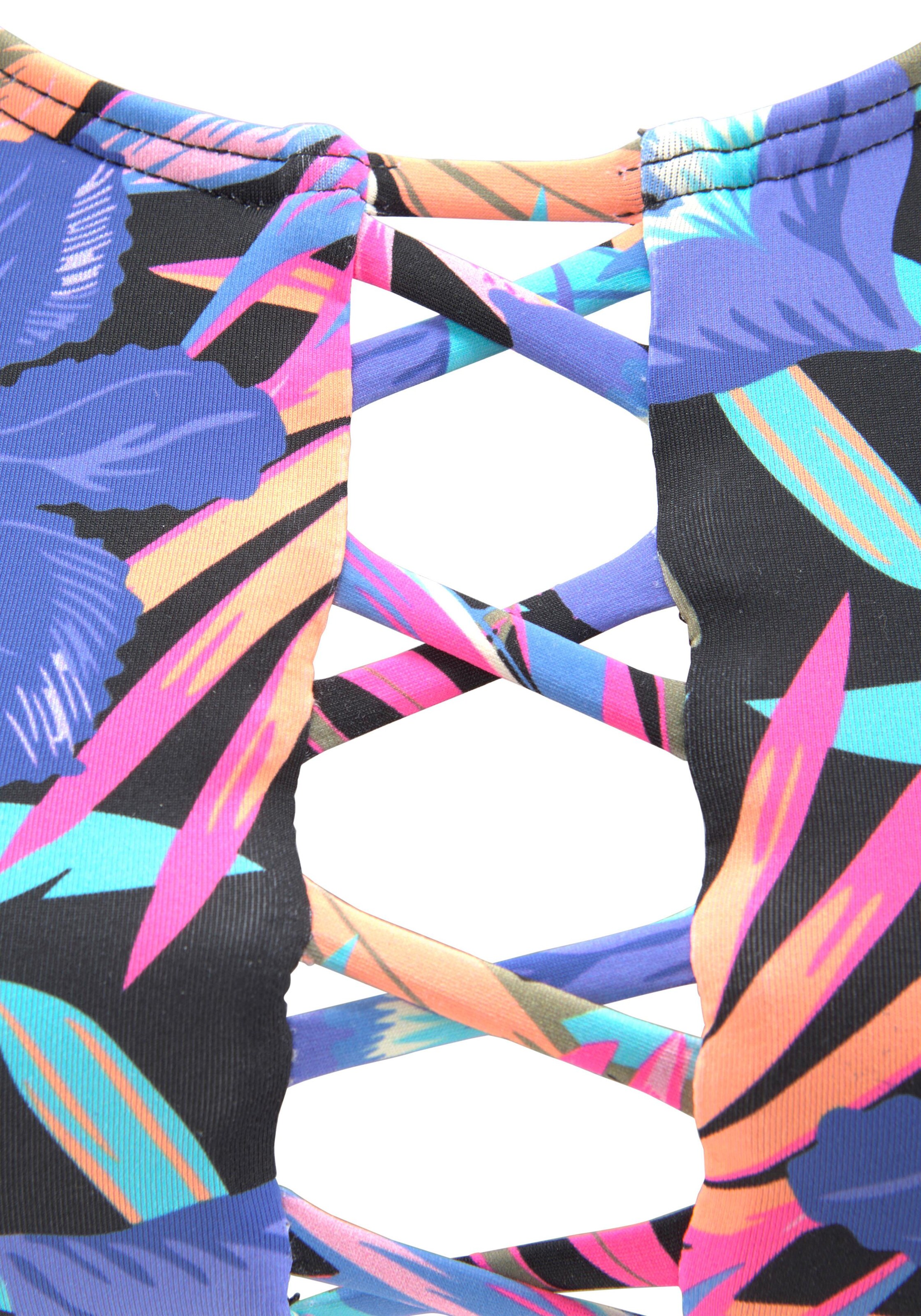 BENCH Высокое горло Верх бикини 'Pitch' в Смешанный