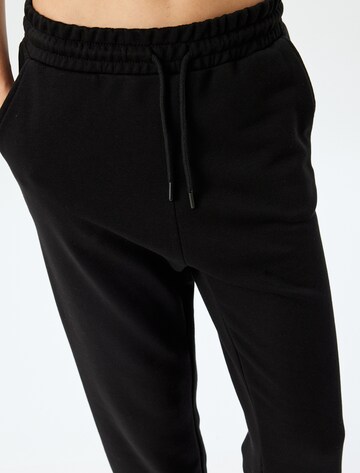 Koton Tapered Pants in Black