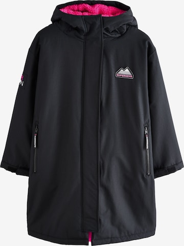 Superdry Pitkä takki värissä musta: etupuoli