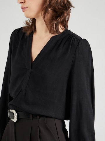 SELECTED FEMME - Blusa em preto