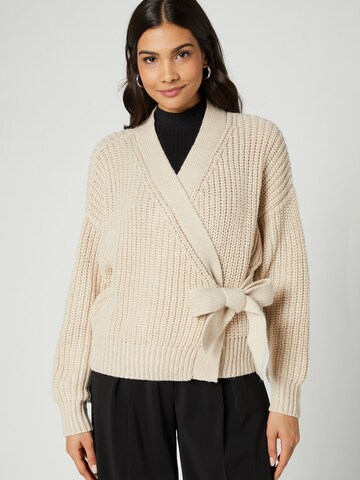 Guido Maria Kretschmer Women Strickjacke 'Chiara' in Beige: Vorderseite