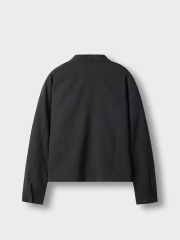 Burocs Between-Season Jacket in Black