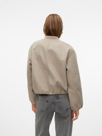 VERO MODA Overgangsjakke i brun