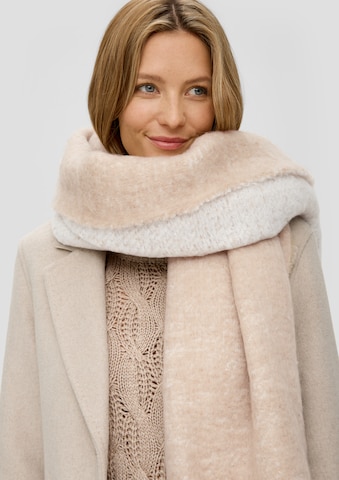 s.Oliver Sjaal in Beige