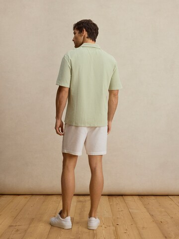 DAN FOX APPAREL Koszulka 'Leif' w kolorze zielony