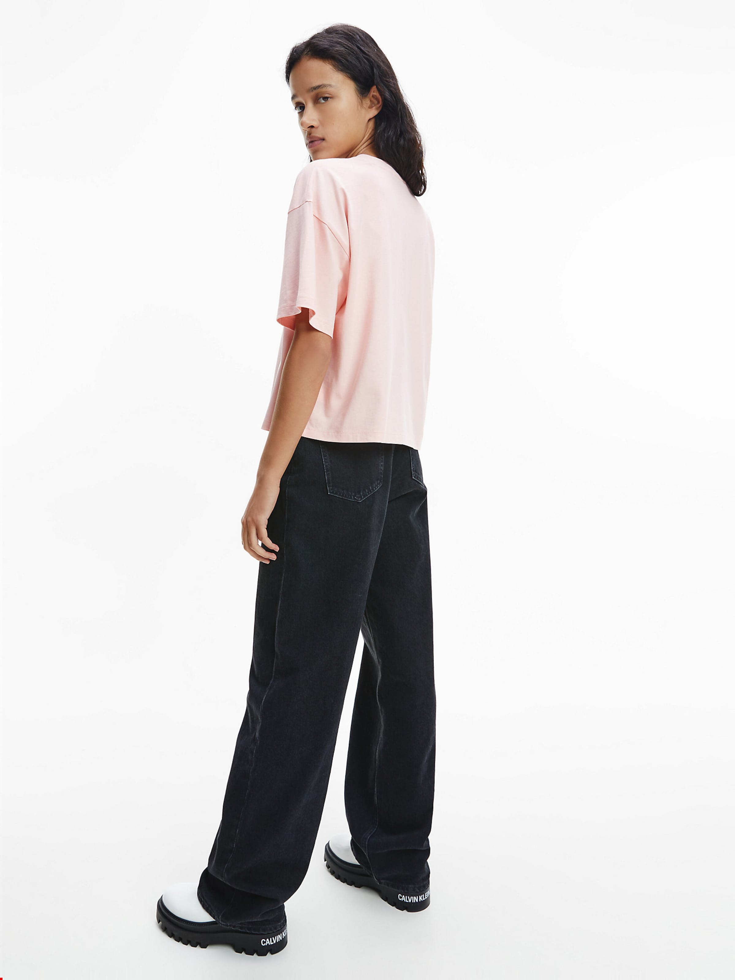 Vêtements T-shirt Calvin Klein Jeans en Rose Clair 