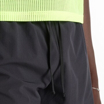 new balance - regular Pantalón deportivo 'RC Short 5"' en negro