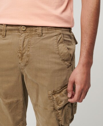 Superdry - regular Pantalón cargo en marrón