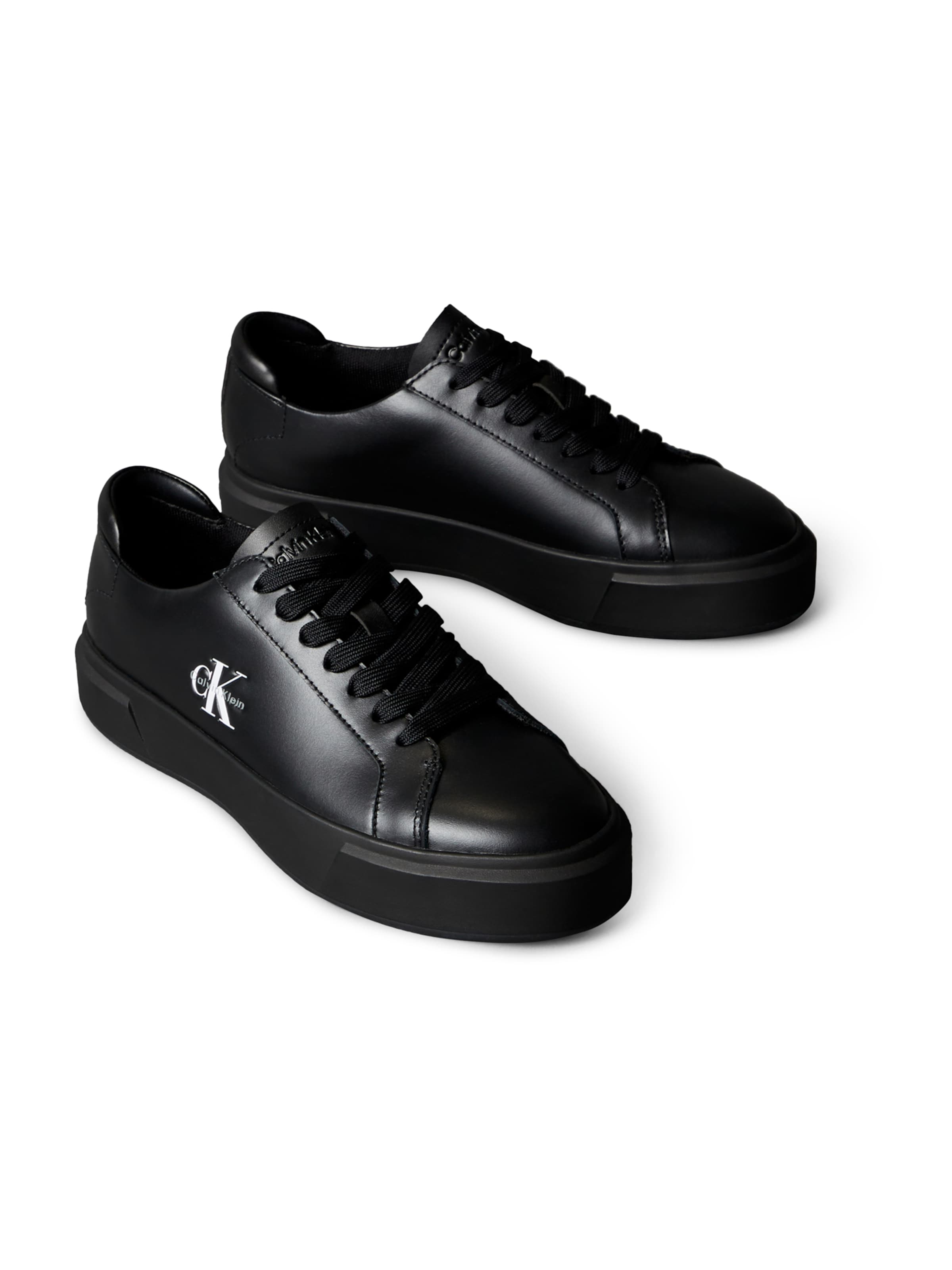 Calvin Klein - Sapatilhas baixas em preto: frente