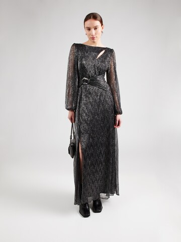 Robe de soirée 'Bridey' Forever New en noir