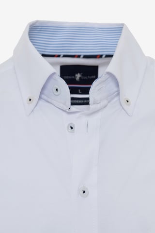 Coupe regular Chemise 'FABRIZIO' DENIM CULTURE en blanc