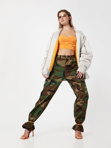 regular Pantaloni cargo di Nasty Gal in verde