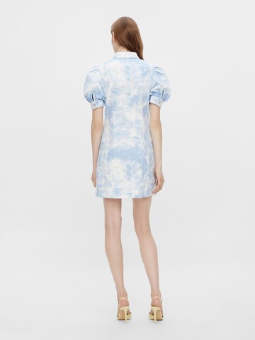 PIECES - Vestido camisero 'SKY' en azul