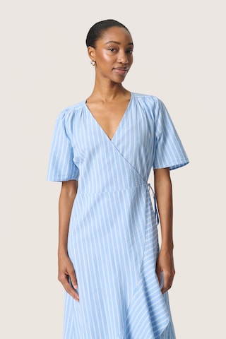 Robe 'SLAnvitte Karven' SOAKED IN LUXURY en bleu